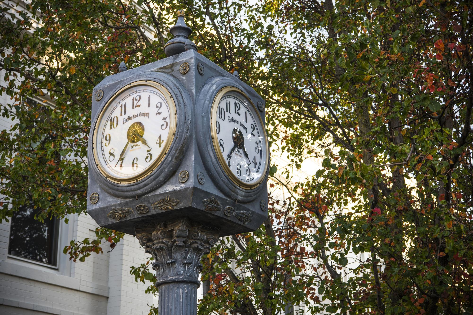 Newburgh Indiana - Downtown Clock